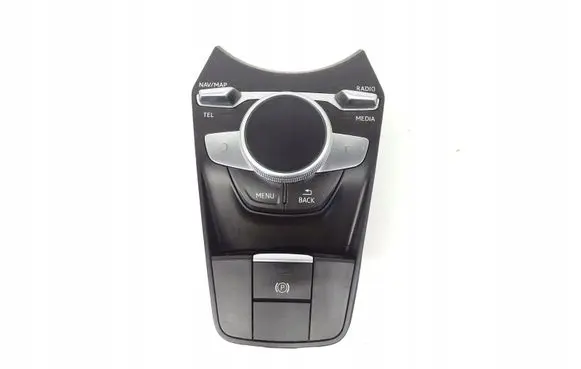 Head unit multimedia control