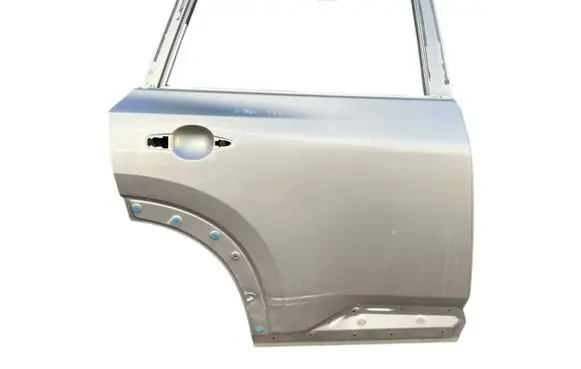 Nissan X-Trail T33 Rear door