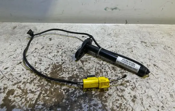 Mercedes-Benz EQA Bonnet Pedestrian Airbag Actuator A2479069901 2479069901B ZGS006