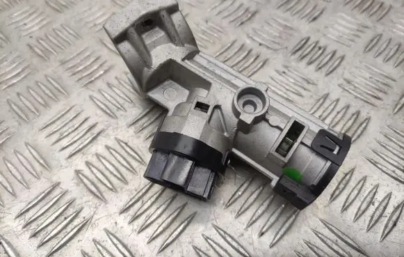 Peugeot Boxer Ignition lock 01098001