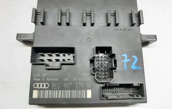 Audi A4 S4 B7 8E 8H Light module LCM 8E0907279N