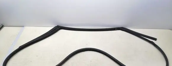 KIA Stonic Rubber seal rear door 