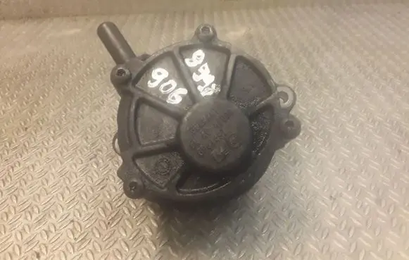 Mercedes-Benz Sprinter W906 Vacuum pump 6512300565 A6512300565