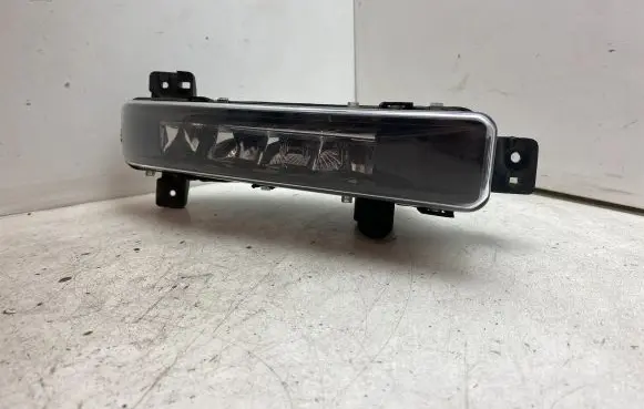 BMW 5 G30 G31 Front fog light 89250243