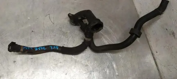 Mercedes-Benz E W212 Engine coolant pipe/hose A6512000451
