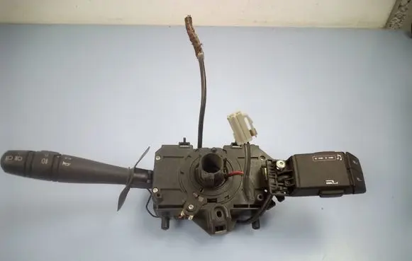Renault Laguna I Indicator stalk 7700411790 54034376