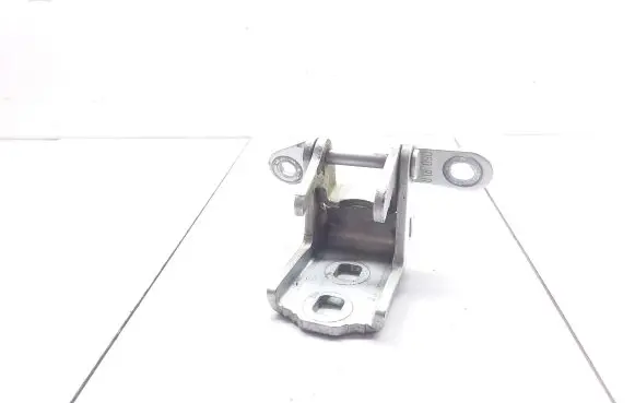 Opel Insignia A Rear door lower hinge A046574 ES03
