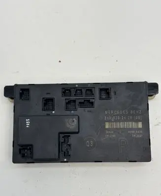 Mercedes-Benz CLS C219 Door control unit/module 2198202426 00005030