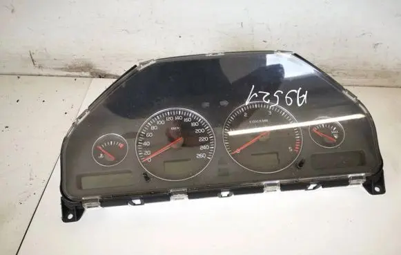 Volvo XC90 Speedometer (instrument cluster) 30746101 69594-830t
