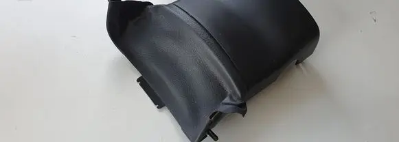 Skoda Superb B6 (3T) Steering wheel column trim
