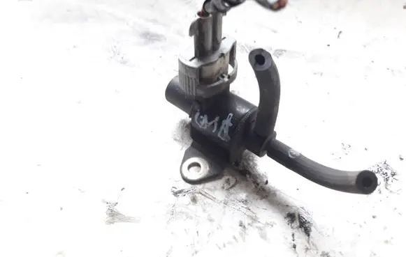 Volvo S40, V40 Vacuum valve 