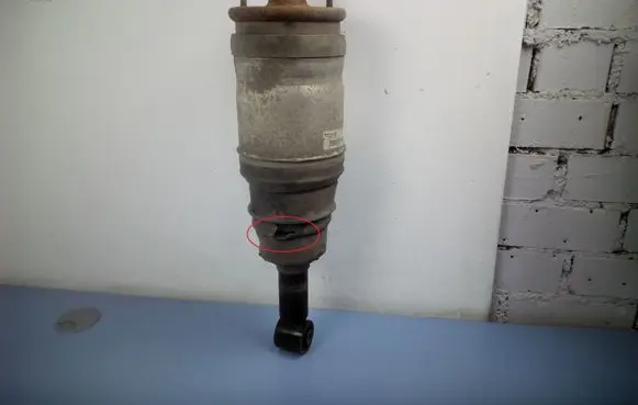 Land Rover Discovery 4 - LR4 Shock absorber/damper/air suspension 22275473