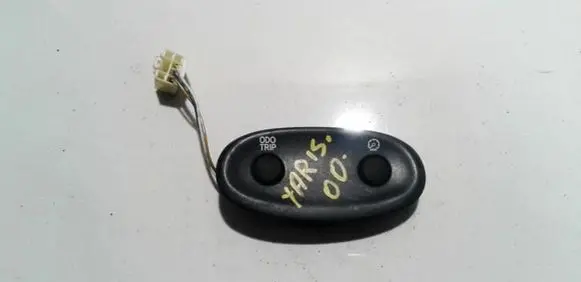 Toyota Yaris Cruise control switch 