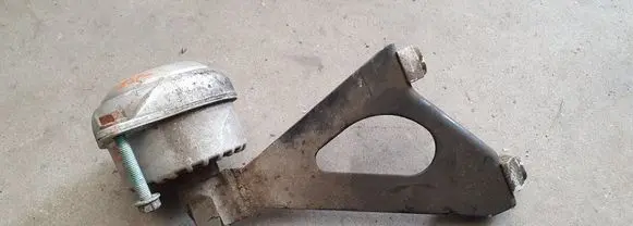 Porsche Boxster 986 Engine mount bracket 98637514400