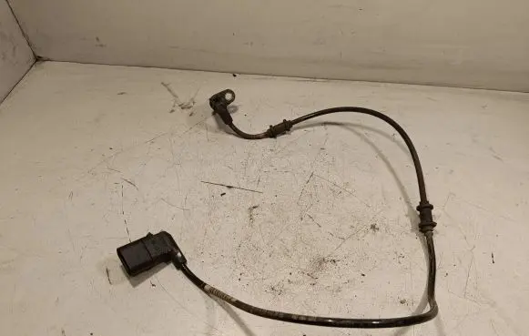 Mercedes-Benz E W213 Rear ABS sensor wiring A2135403905