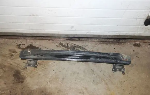 Volkswagen Caddy Front bumper cross member