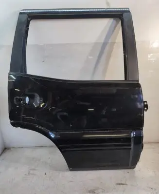Nissan Terrano Rear door