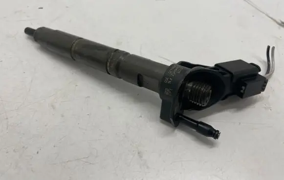 Fuel injector