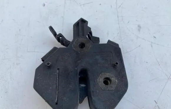 Volvo S80 Engine bonnet/hood lock/catch 9483765