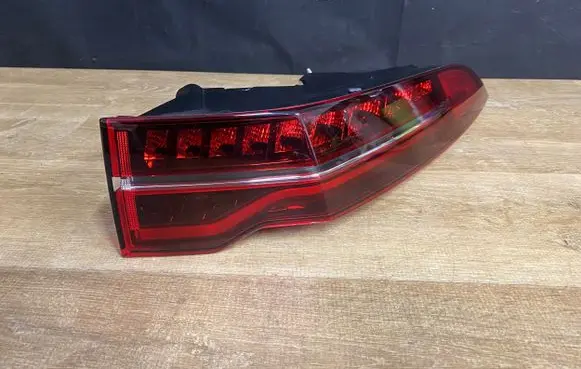 Jaguar I-Pace Rear/tail lights J9D313404CB 0020640904 060220191033