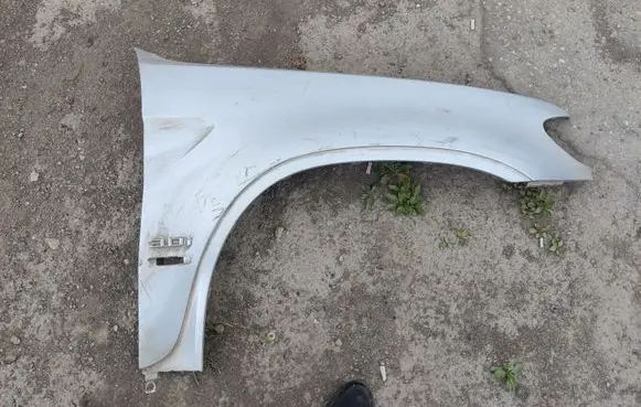 BMW X5 E53 Fender