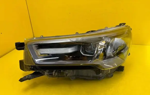Toyota Hilux VIII Headlight/headlamp HILUXVIII8