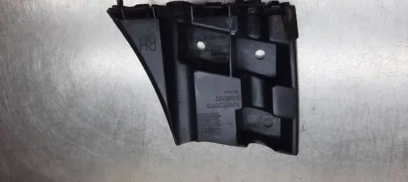 Volvo V40 Front bumper mounting bracket 31395102