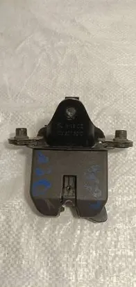 Skoda Octavia Mk2 (1Z) Tailgate/trunk/boot lock/catch/latch 1Z5827501D DN2C7