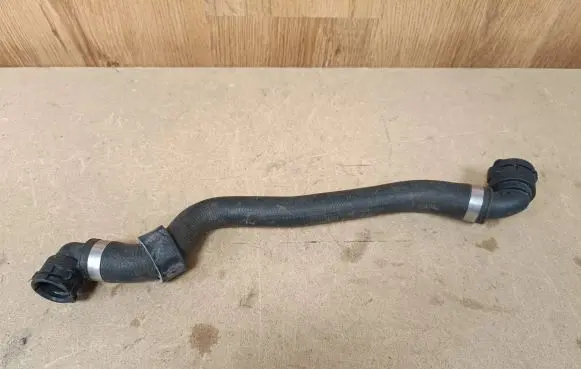 Mercedes-Benz GLC X253 C253 Engine coolant pipe/hose A2055011700
