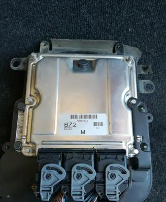 Mitsubishi Space Star Engine control unit/module MR507872