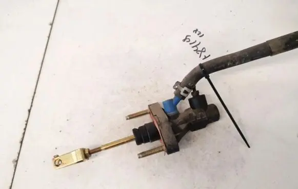 Toyota Avensis T250 Clutch master cylinder