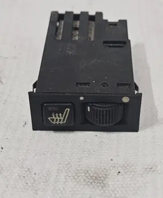 BMW 5 E39 Seat heating switch 61318352259 03055000 459500