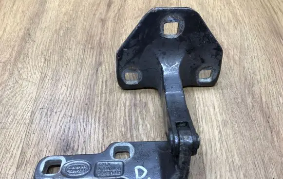 Land Rover Range Rover L405 Loading door lower hinge CPLA429A14A