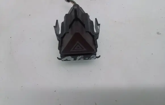 Mercedes-Benz B W245 Hazard light switch