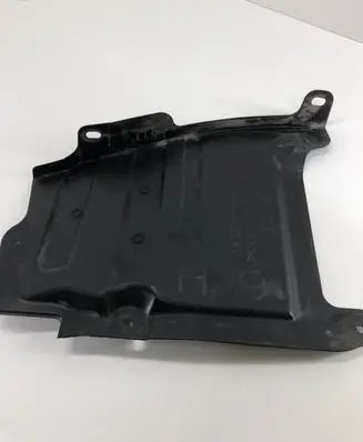 Front underbody cover/under tray