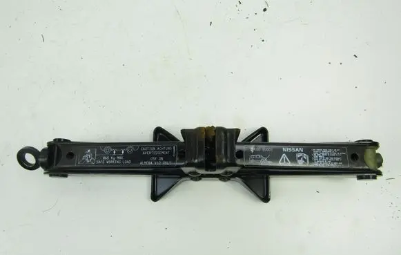 Nissan Almera Tino Lift Jack 