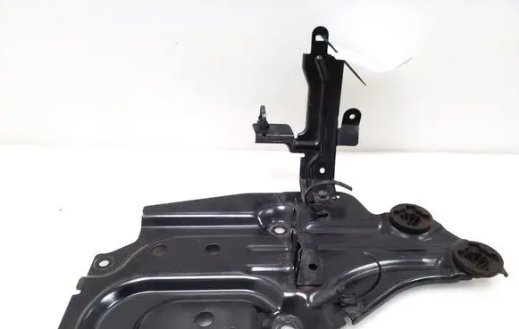 Nissan Juke I F15 Battery bracket 