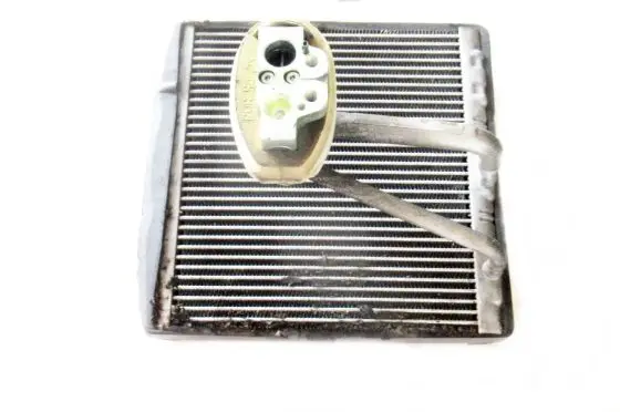 Audi A1 Heater blower radiator T4684002