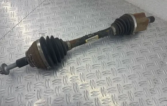 Seat Ateca Engine coolant pipe/hose 5Q0122073 5Q0122096