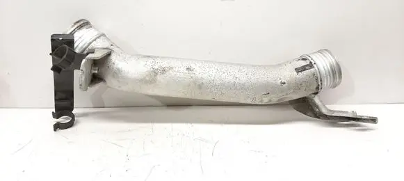 Volvo V40 Intercooler hose/pipe 31370060