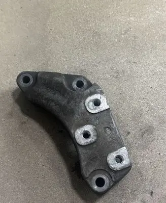 Volkswagen Touran I Gearbox mounting bracket 1K0199117