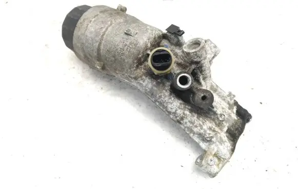 Jaguar XE Oil filter mounting bracket G4D36714C77A