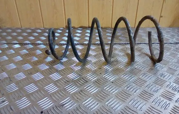 Peugeot 307 Front coil spring