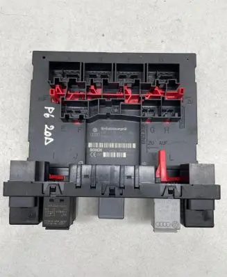 Volkswagen PASSAT B6 Comfort/convenience module 3C0937049J F005V00530 H37S1301