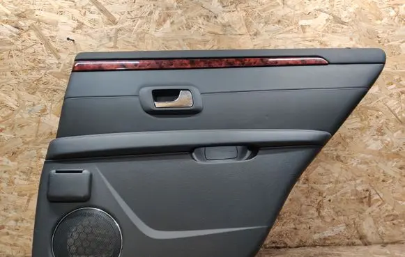 Cadillac SRX Rear door card panel trim 25807513