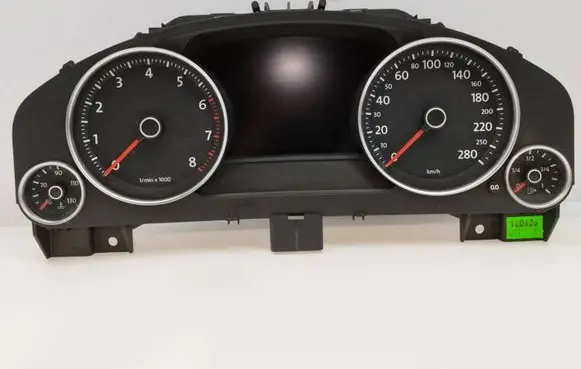 Volkswagen Touareg II Speedometer (instrument cluster) 7P6920880B 0263677002