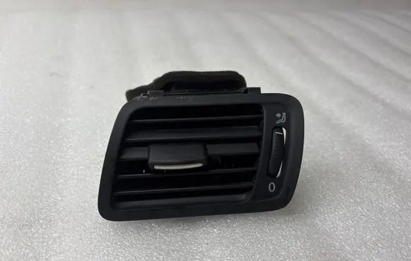 Volkswagen PASSAT B6 Dashboard side air vent grill/cover trim 3C1819701E P0108666 T0024359
