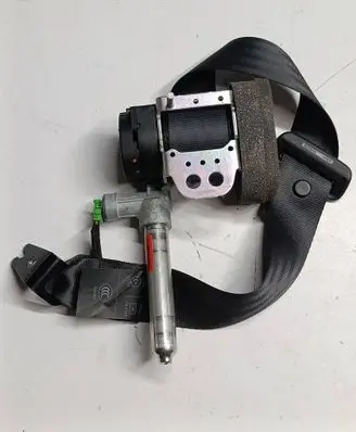 Volvo C30 Rear seatbelt 30642226