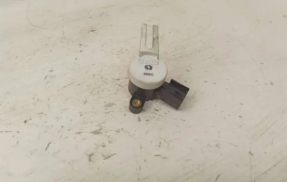Audi A5 8T 8F Brake pedal sensor switch 25889337