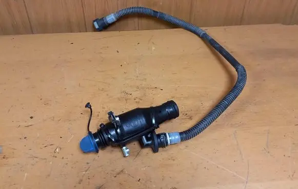 Fiat Ducato AdBlue liquid reservoir 422008700
